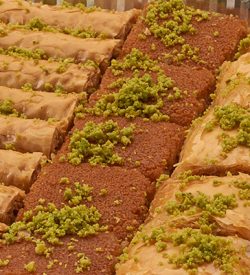 Mixed-Baklava-Product-Image